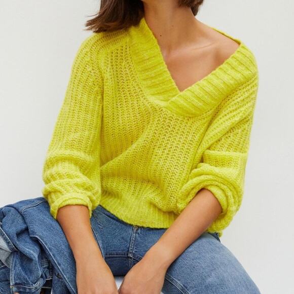 Anthropologie Sweaters - Anthropologie Honore Ribbed V Neck Sweater Yellow Size Small